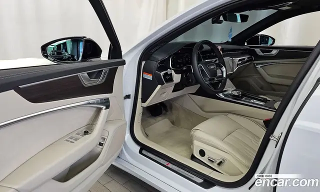 Audi A6 2025 2.0 автомат (гидро), миниатюра 10