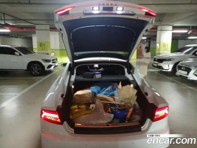 Audi A7 2016 3.0 автомат (гидро), миниатюра 11 Audi A7 2016 3.0 автомат (гидро), миниатюра 11