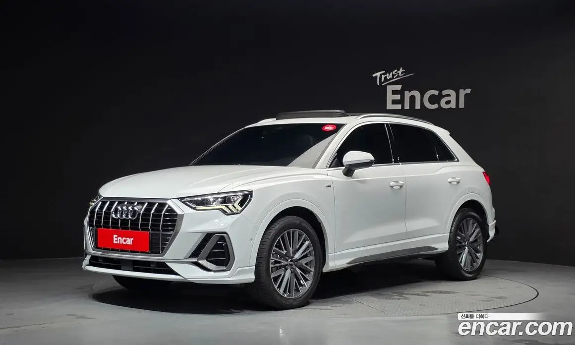 Audi Q3 2024 2.0 автомат (гидро), фото 1 Audi Q3 2024 2.0 автомат (гидро), фото 1