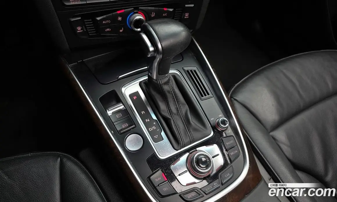 Audi Q5 2015 2.0 автомат (гидро), фото 9