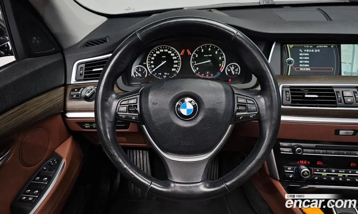 BMW 5 серия 2011 3.0 автомат (гидро), фото 13