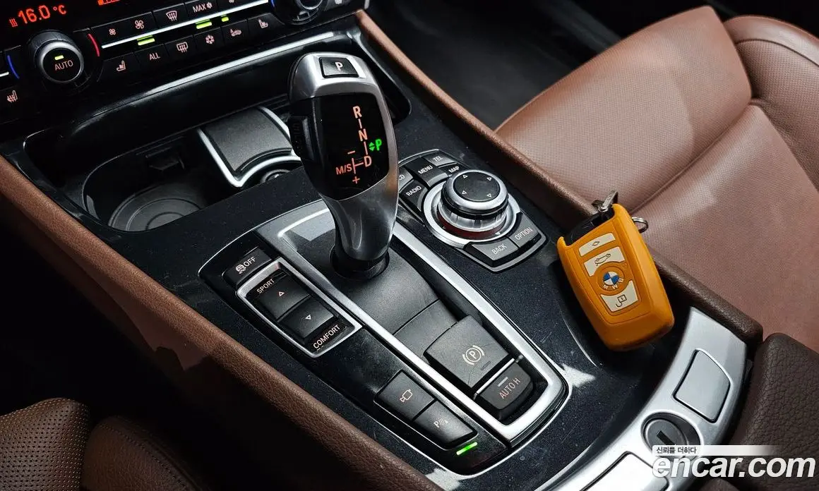 BMW 5 серия 2011 3.0 автомат (гидро), фото 9