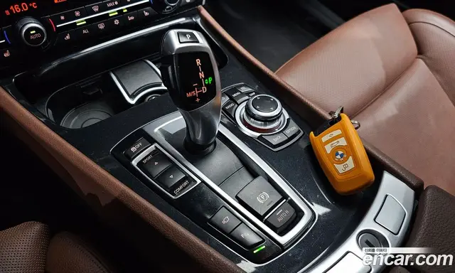 BMW 5 серия 2011 3.0 автомат (гидро), миниатюра 9