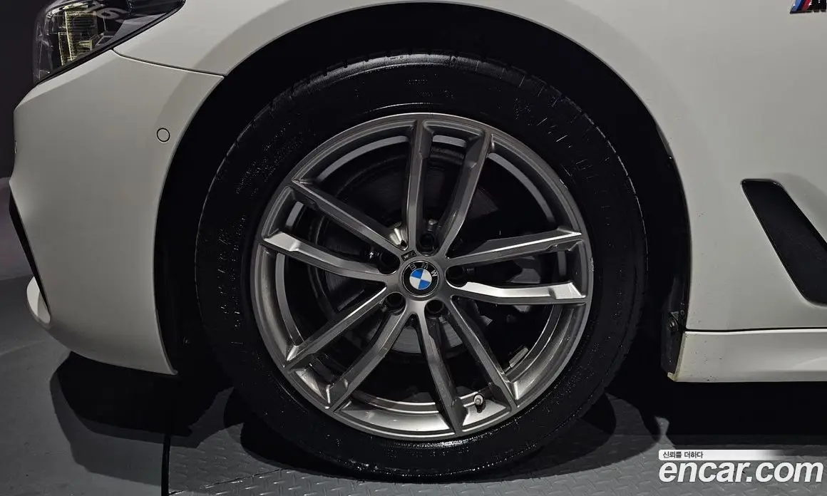 BMW 5 серия 2017 2.0 автомат (гидро), фото 5 BMW 5 серия 2017 2.0 автомат (гидро), фото 5