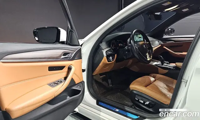 BMW 5 серия 2017 2.0 автомат (гидро), миниатюра 10 BMW 5 серия 2017 2.0 автомат (гидро), миниатюра 10