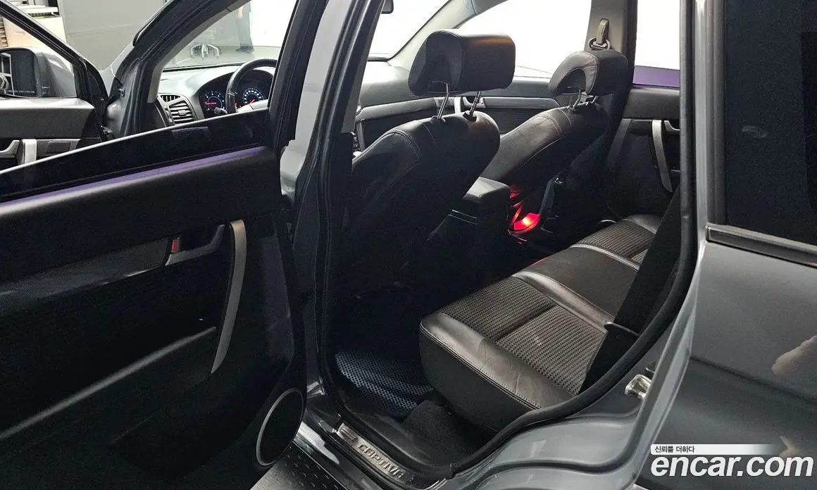 Chevrolet Captiva 2011 2.2 автомат (гидро), фото 11