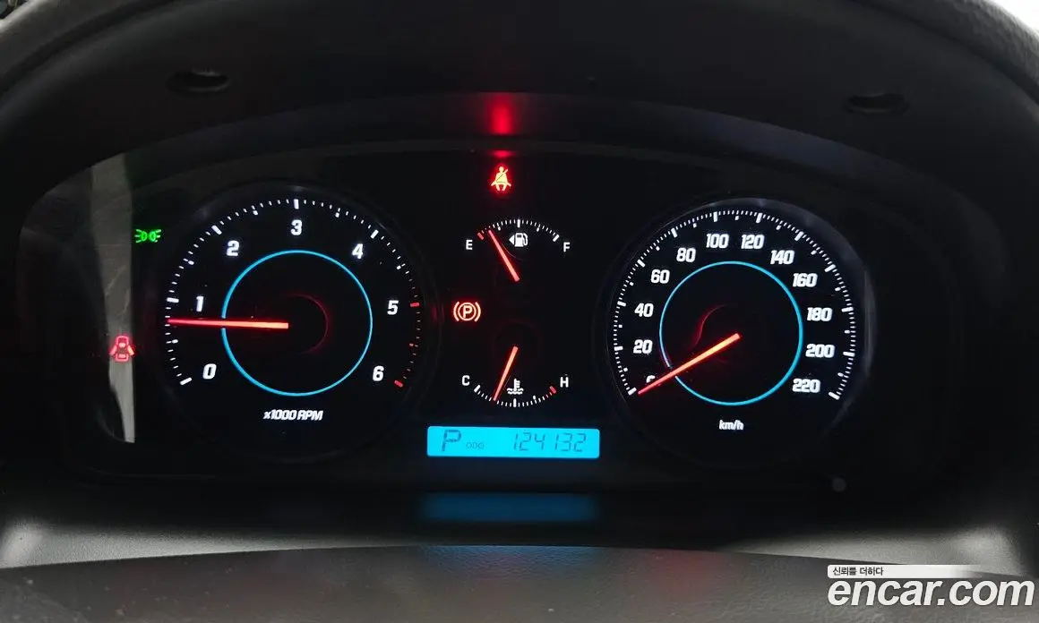 Chevrolet Captiva 2011 2.2 автомат (гидро), фото 8
