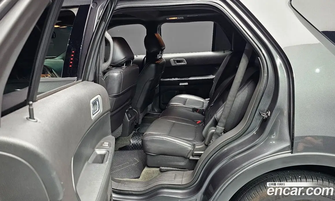 Ford Explorer 2015 2.0 автомат (гидро), фото 17 Ford Explorer 2015 2.0 автомат (гидро), фото 17