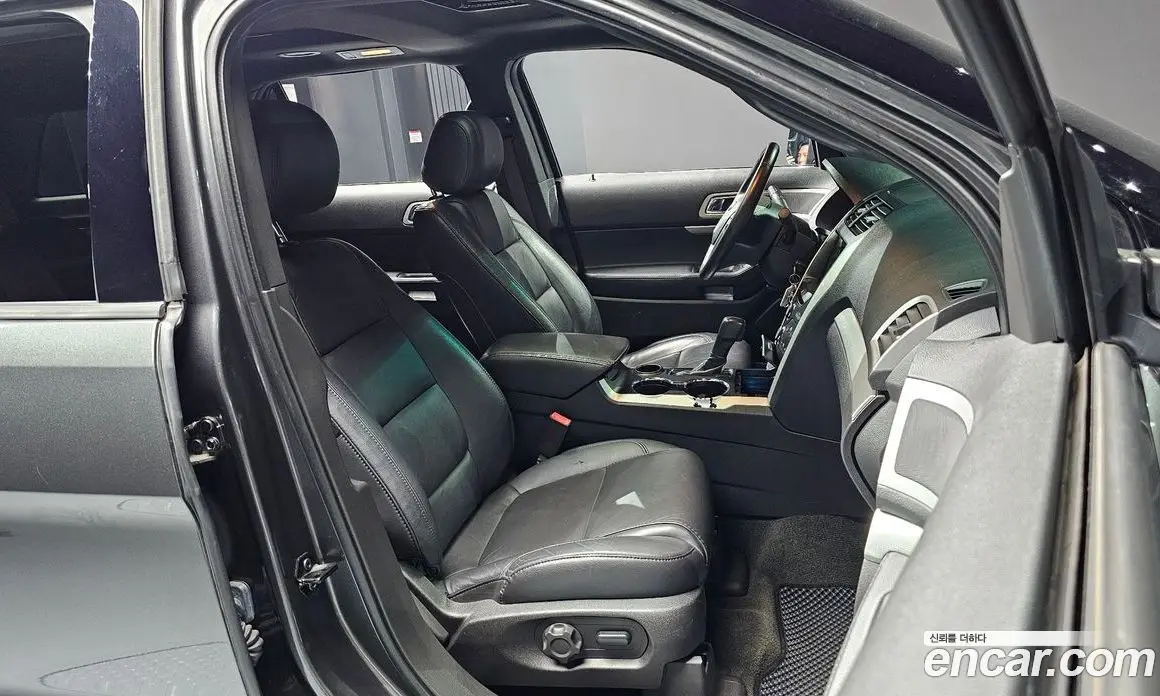 Ford Explorer 2015 2.0 автомат (гидро), фото 10 Ford Explorer 2015 2.0 автомат (гидро), фото 10