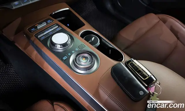 Genesis GV70 2021 2.5 автомат (гидро), миниатюра 9 Genesis GV70 2021 2.5 автомат (гидро), миниатюра 9