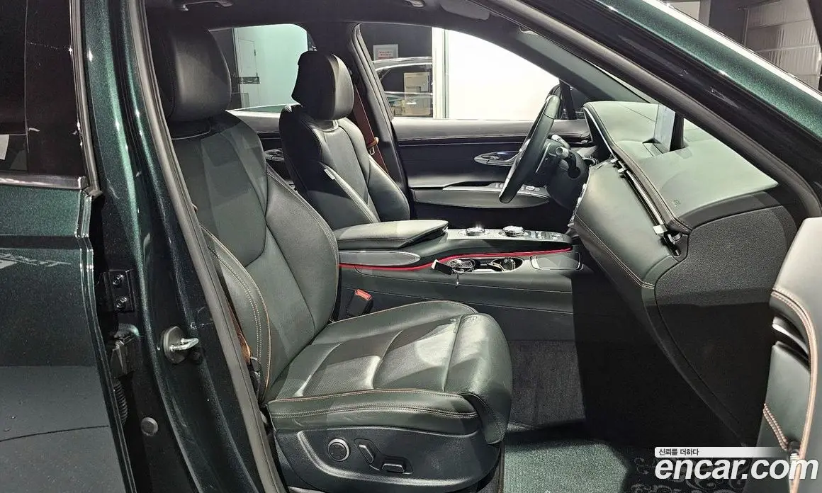 Genesis GV70 2021 2.5 автомат (гидро), фото 10
