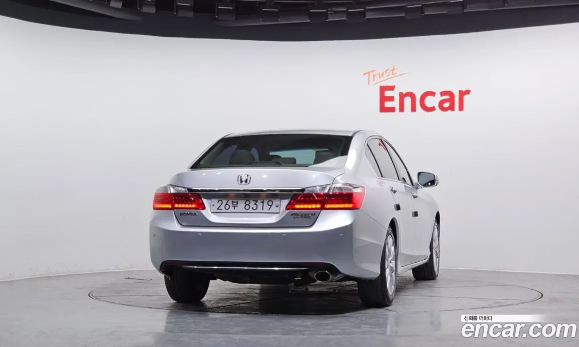 Honda Accord 2013 2.4 автомат (гидро), фото 4 Honda Accord 2013 2.4 автомат (гидро), фото 4