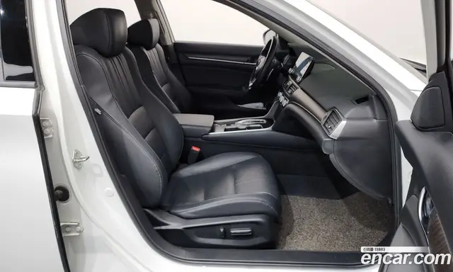 Honda Accord 2018 2.0 автомат (гидро), миниатюра 11 Honda Accord 2018 2.0 автомат (гидро), миниатюра 11