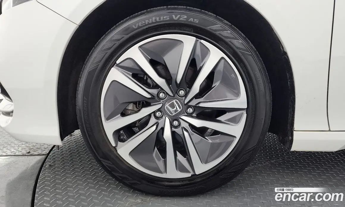 Honda Accord 2018 2.0 автомат (гидро), фото 5 Honda Accord 2018 2.0 автомат (гидро), фото 5