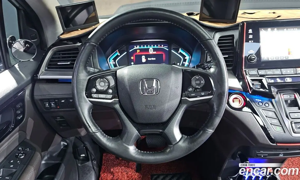 Honda Odyssey 2017 3.5 автомат (гидро), фото 12 Honda Odyssey 2017 3.5 автомат (гидро), фото 12