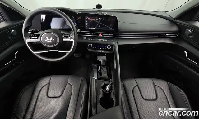 Hyundai Avante 2024 1.6 автомат (гидро), миниатюра 7