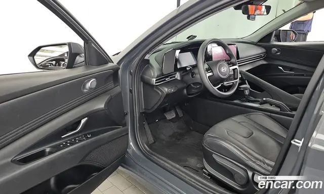 Hyundai Avante 2024 1.6 автомат (гидро), миниатюра 10