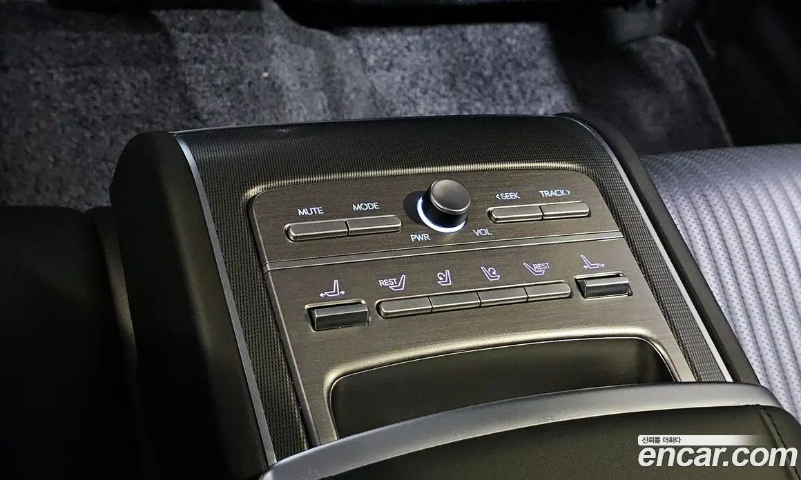 Hyundai Grandeur 2022 2.5 автомат (гидро), фото 18