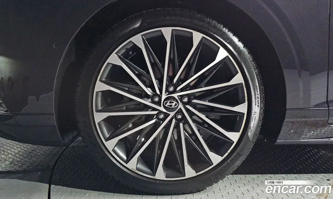 Hyundai Grandeur 2022 2.5 автомат (гидро), фото 5