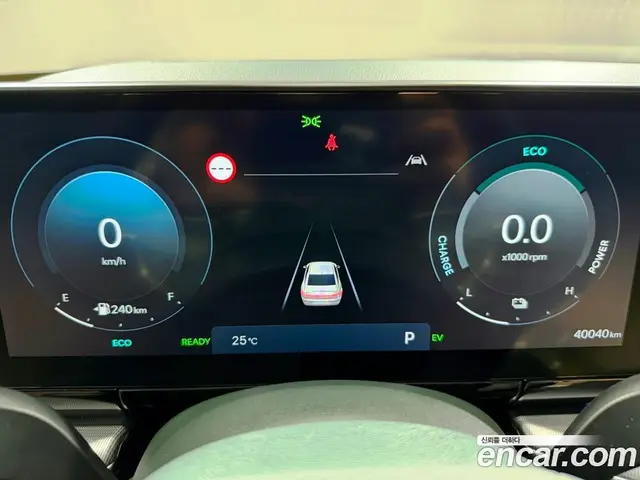 Hyundai Grandeur 2024 1.6 автомат (гидро), миниатюра 2