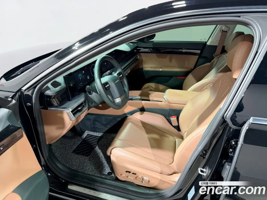 Hyundai Grandeur 2024 1.6 автомат (гидро), фото 6