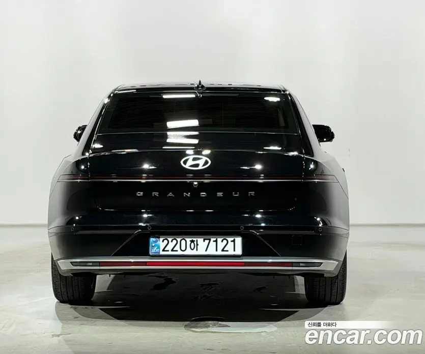 Hyundai Grandeur 2024 1.6 автомат (гидро), фото 10