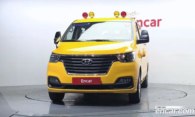 Hyundai Starex 2019 2.4 автомат (гидро), миниатюра 3 Hyundai Starex 2019 2.4 автомат (гидро), миниатюра 3