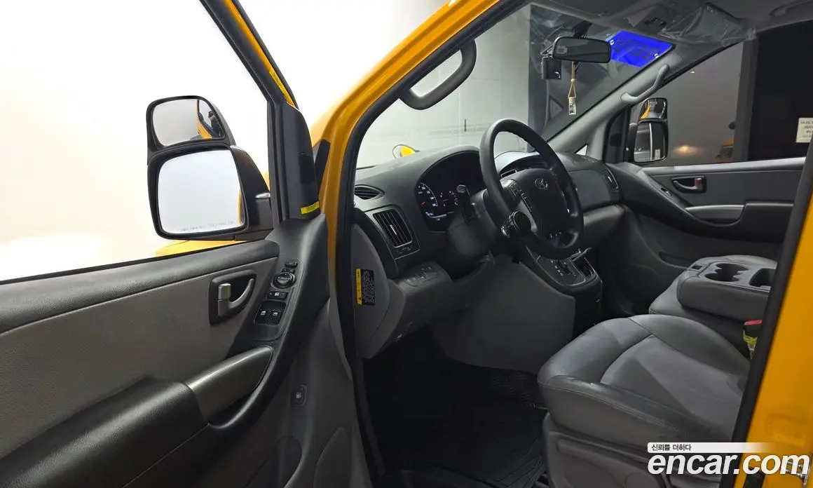 Hyundai Starex 2019 2.4 автомат (гидро), фото 10 Hyundai Starex 2019 2.4 автомат (гидро), фото 10