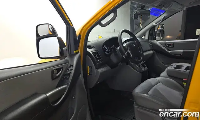 Hyundai Starex 2019 2.4 автомат (гидро), миниатюра 10 Hyundai Starex 2019 2.4 автомат (гидро), миниатюра 10