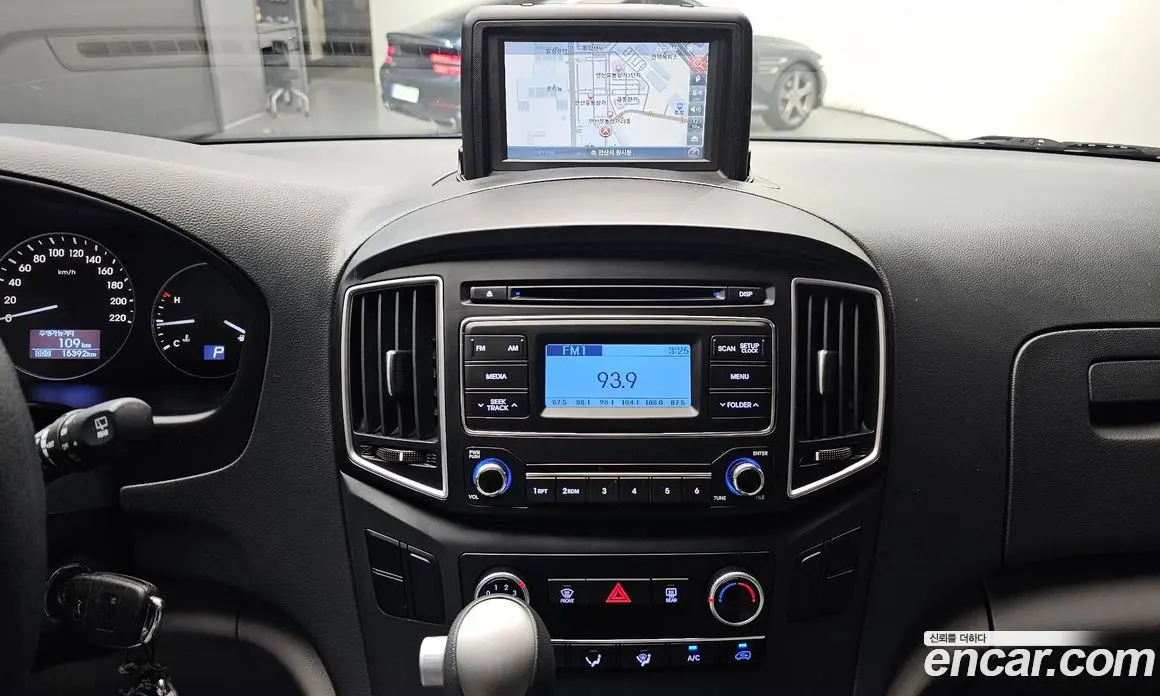 Hyundai Starex 2020 2.5 автомат (гидро), фото 19