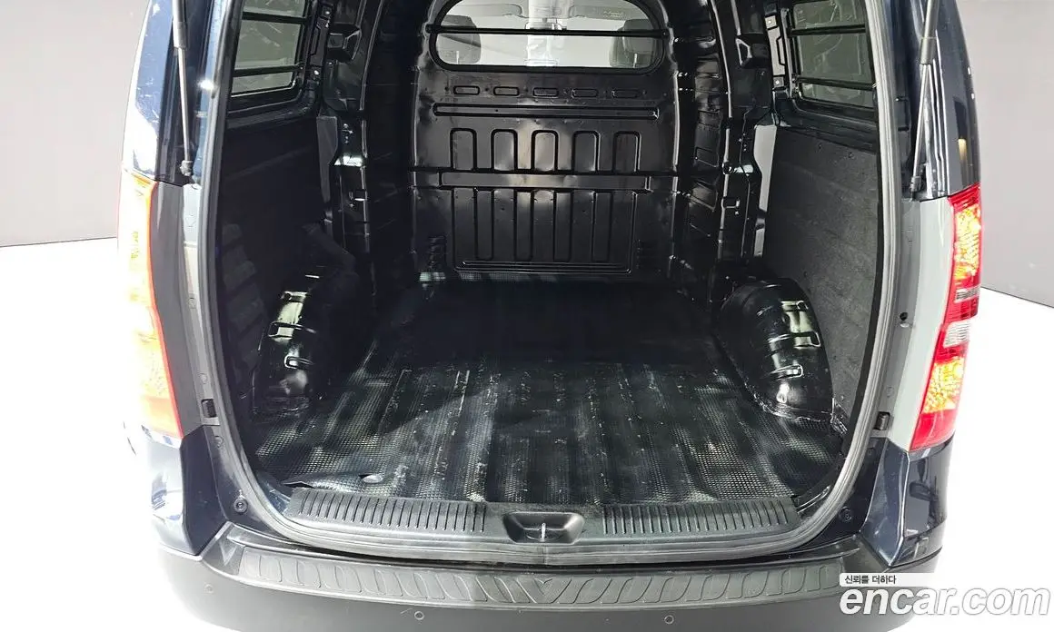 Hyundai Starex 2020 2.5 автомат (гидро), фото 20
