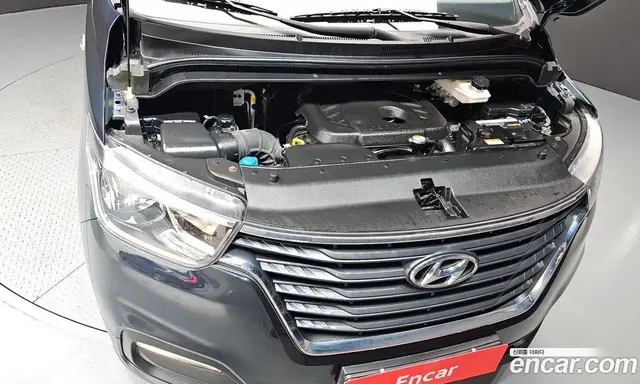 Hyundai Starex 2020 2.5 автомат (гидро), миниатюра 6