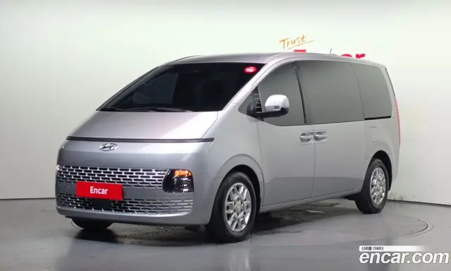 Hyundai Staria, 2023, 37 879 км