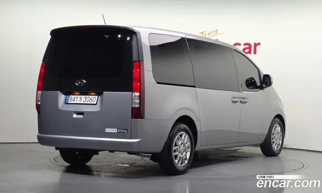 Hyundai Staria 2023 2.2 автомат (гидро), миниатюра 2