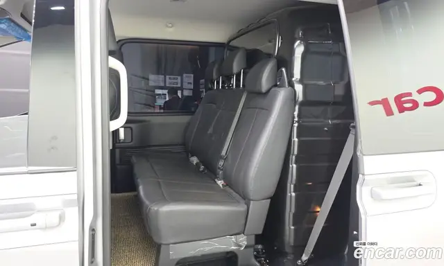 Hyundai Staria 2023 2.2 автомат (гидро), миниатюра 11