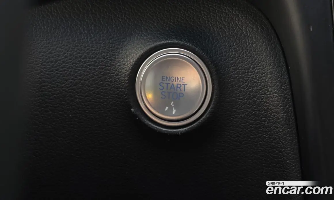 Hyundai Staria 2023 2.2 автомат (гидро), фото 16