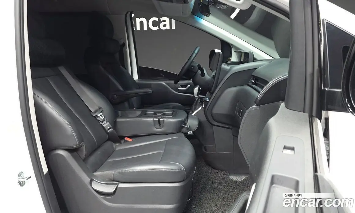 Hyundai Staria 2024 2.2 автомат (гидро), фото 11 Hyundai Staria 2024 2.2 автомат (гидро), фото 11