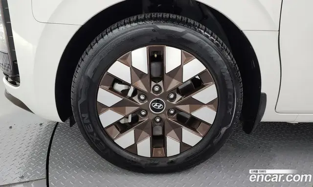 Hyundai Staria 2024 2.2 автомат (гидро), миниатюра 5 Hyundai Staria 2024 2.2 автомат (гидро), миниатюра 5
