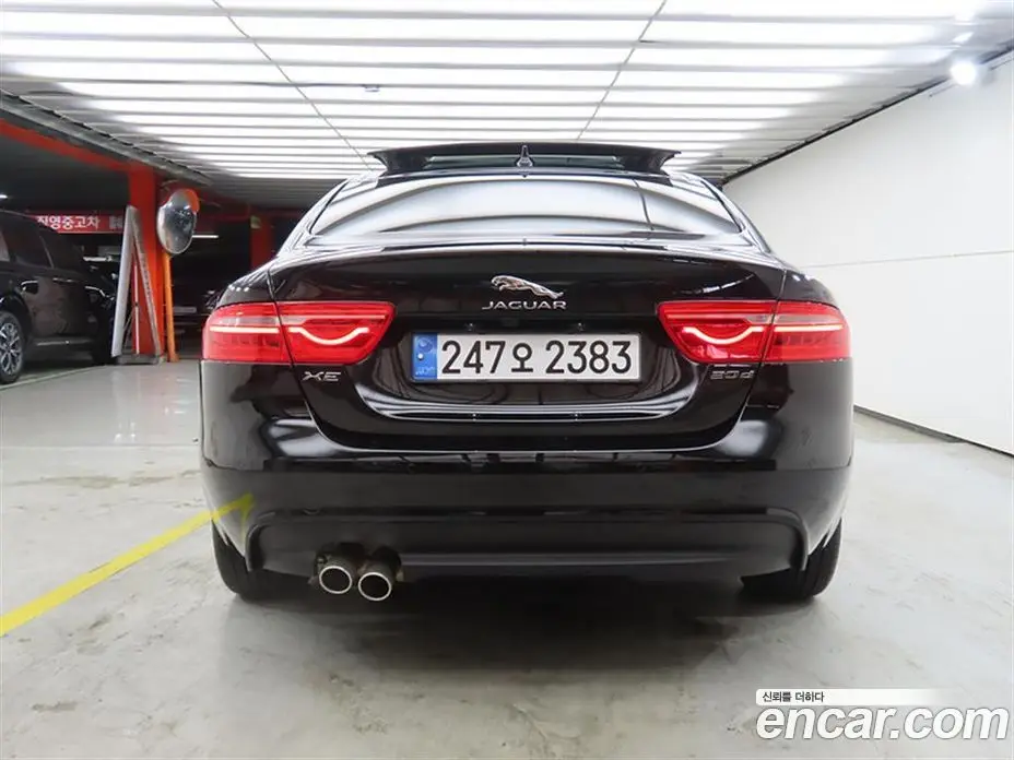Jaguar XE 2016 2.0 автомат (гидро), фото 3 Jaguar XE 2016 2.0 автомат (гидро), фото 3
