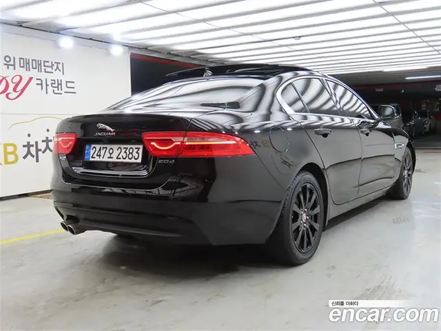 Jaguar XE 2016 2.0 автомат (гидро), миниатюра 4 Jaguar XE 2016 2.0 автомат (гидро), миниатюра 4