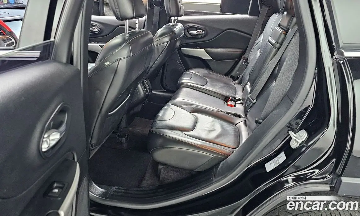 Jeep Cherokee 2017 2.4 автомат (гидро), фото 12 Jeep Cherokee 2017 2.4 автомат (гидро), фото 12