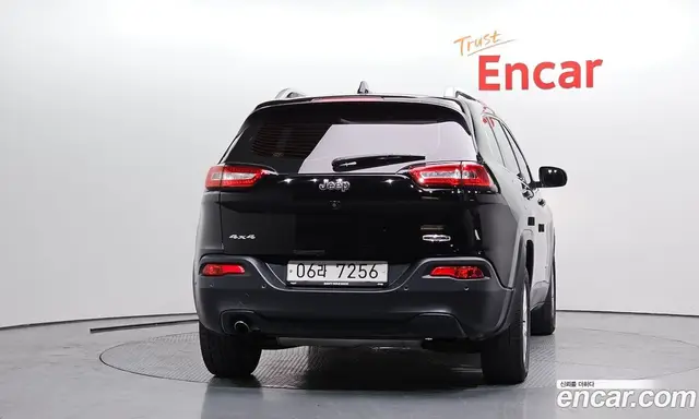 Jeep Cherokee 2017 2.4 автомат (гидро), миниатюра 4 Jeep Cherokee 2017 2.4 автомат (гидро), миниатюра 4