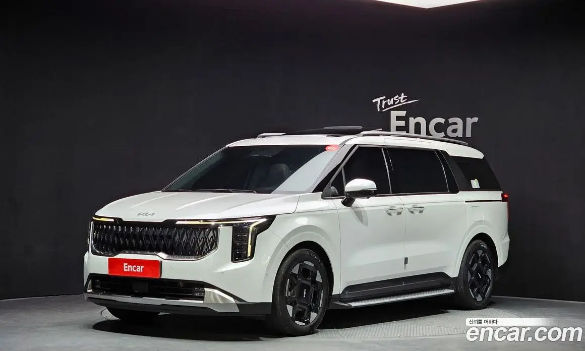 Kia Carnival 2023 2.2 автомат (гидро), фото 1 Kia Carnival 2023 2.2 автомат (гидро), фото 1