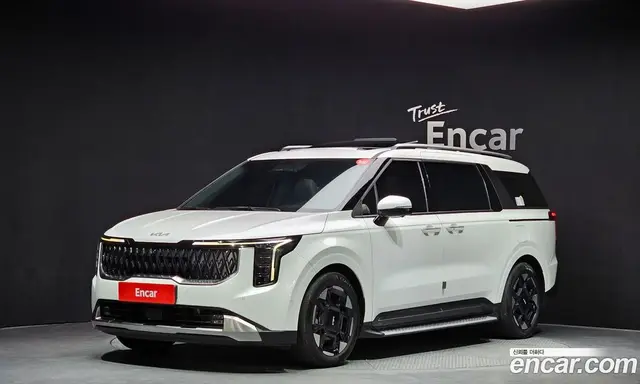 Kia Carnival, 2023, 33 736 км