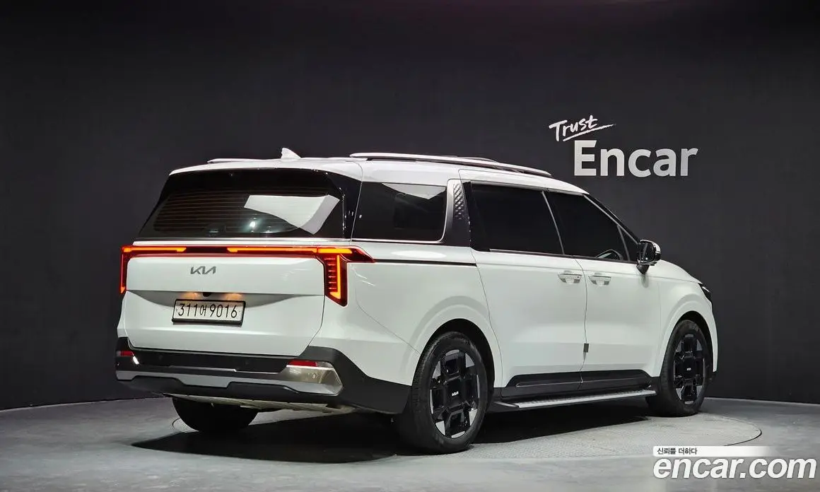 Kia Carnival 2023 2.2 автомат (гидро), фото 2 Kia Carnival 2023 2.2 автомат (гидро), фото 2