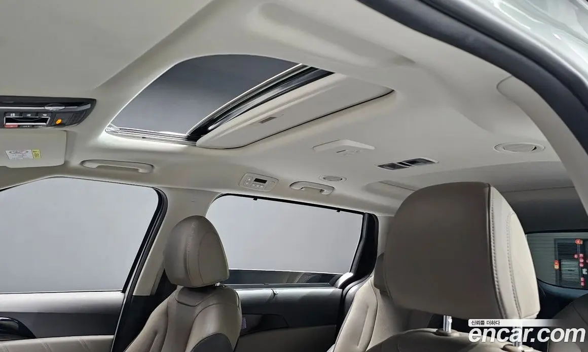 Kia Carnival 2023 2.2 автомат (гидро), фото 19 Kia Carnival 2023 2.2 автомат (гидро), фото 19