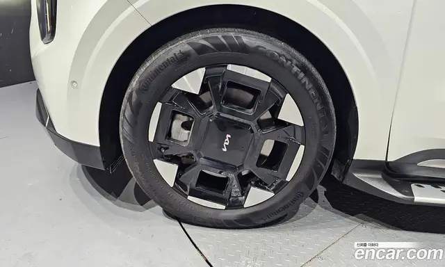 Kia Carnival 2023 2.2 автомат (гидро), миниатюра 5 Kia Carnival 2023 2.2 автомат (гидро), миниатюра 5
