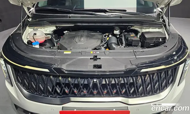 Kia Carnival 2023 2.2 автомат (гидро), миниатюра 6 Kia Carnival 2023 2.2 автомат (гидро), миниатюра 6