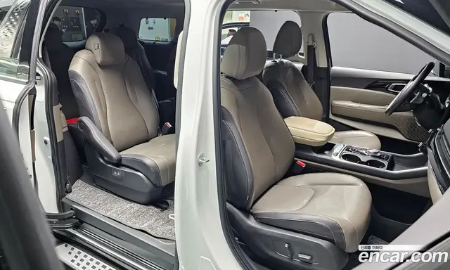 Kia Carnival 2023 2.2 автомат (гидро), миниатюра 10 Kia Carnival 2023 2.2 автомат (гидро), миниатюра 10