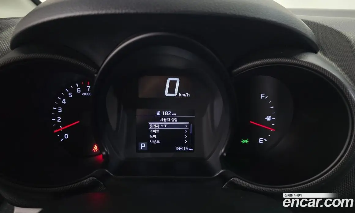 Kia Ray 2021 1.0 автомат (гидро), фото 8